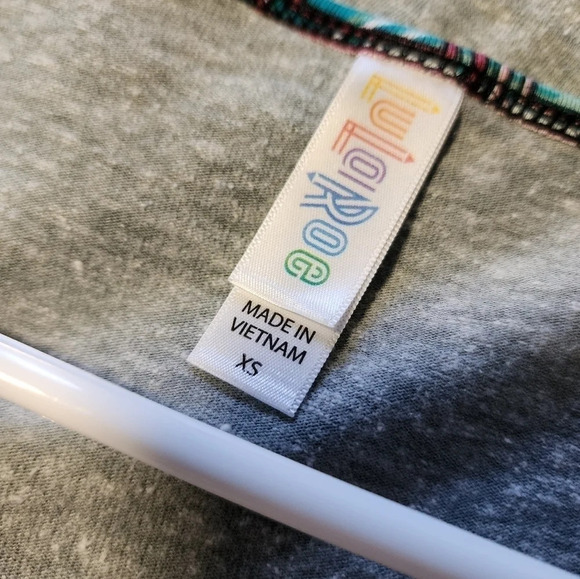 2 Lularoe Tops - Picture 8 of 8